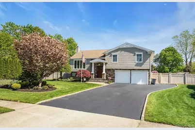 101 Hayrick Lane, Commack, NY 11725 - Photo 3