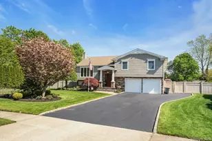101 Hayrick Ln, Commack, NY 11725 - Photo 3