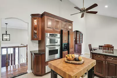 101 Hayrick Lane, Commack, NY 11725 - Photo 17