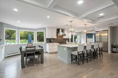 14 S Hollow Road, Dix Hills, NY 11746 - Photo 11