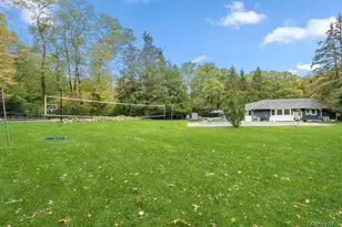 14 S Hollow Rd, Dix Hills, NY 11746 - Photo 41
