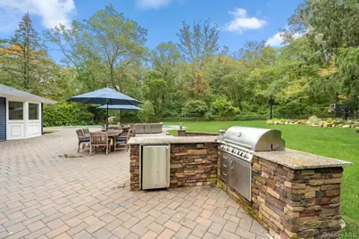 14 S Hollow Road, Dix Hills, NY 11746 - Photo 37