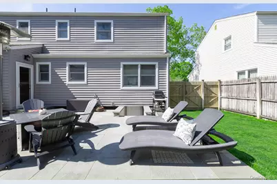 5 Regina Court, Huntington Station, NY 11746 - Photo 27
