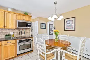 5 Regina Ct, Huntington Station, NY 11746 - Photo 9