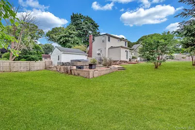 27 McGaw Avenue, Lake Grove, NY 11755 - Photo 23