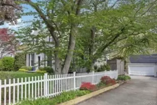 945 Harrison Dr, Centerport, NY 11721 - Photo 29