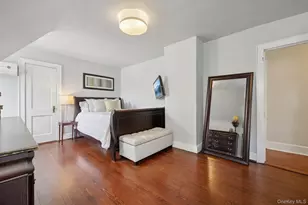 945 Harrison Dr, Centerport, NY 11721 - Photo 15