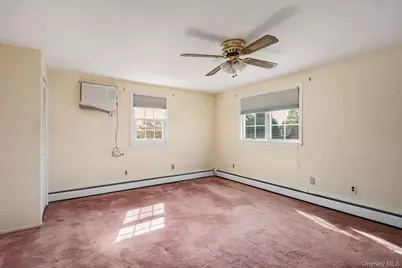 89 Bellevue Avenue, Oceanside, NY 11572 - Photo 15