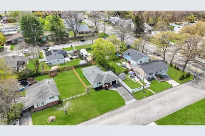 130 Farner Avenue, Selden, NY 11784 - Photo 7