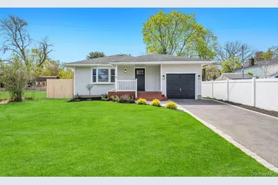 130 Farner Avenue, Selden, NY 11784 - Photo 3