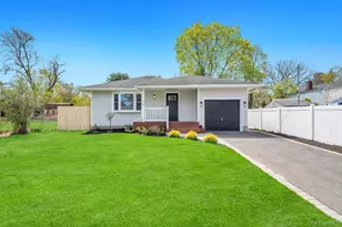 130 Farner Ave, Selden, NY 11784 - Photo 3