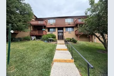 351 Richard Court, Pomona, NY 10970 - Photo 3