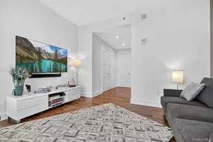 5 Renaissance Square, White Plains, NY 10601 - Photo 27