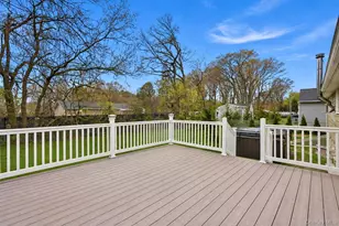 162 Parkwood Dr, Shirley, NY 11967 - Photo 23