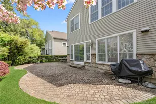 185 Sagamore Dr, Plainview, NY 11803 - Photo 39