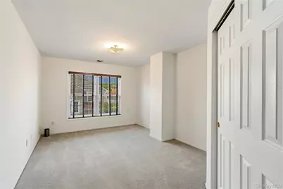 185 Sagamore Drive, Plainview, NY 11803 - Photo 35