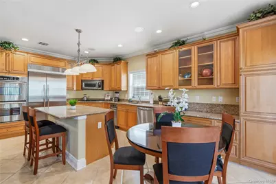 185 Sagamore Drive, Plainview, NY 11803 - Photo 21