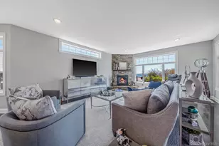 9 Sunset Ln, Patchogue, NY 11772 - Photo 9