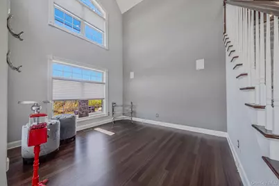 9 Sunset Lane, Patchogue, NY 11772 - Photo 5