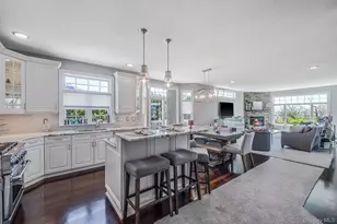 9 Sunset Ln, Patchogue, NY 11772 - Photo 15