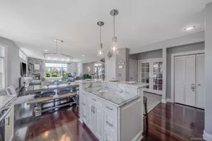 9 Sunset Ln, Patchogue, NY 11772 - Photo 13