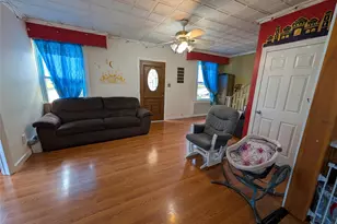 216 N Ocean Ave, Freeport, NY 11520 - Photo 5