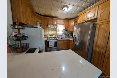 216 N Ocean Avenue, Freeport, NY 11520 - Photo 9