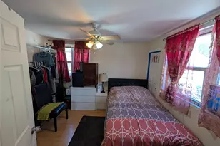 216 N Ocean Ave, Freeport, NY 11520 - Photo 13