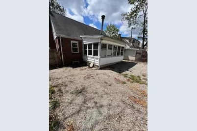345 Walton Street, West Hempstead, NY 11552 - Photo 27
