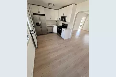 345 Walton Street, West Hempstead, NY 11552 - Photo 23