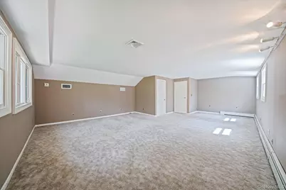 7 Carriage Court, Dix Hills, NY 11746 - Photo 25