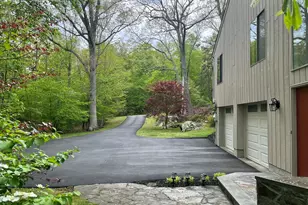 11 Manor Dr, Goldens Bridge, NY 10526 - Photo 23