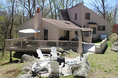 11 Manor Drive, Goldens Bridge, NY 10526 - Photo 3