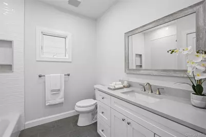 206 Beverly Road, Huntington Station, NY 11746 - Photo 23
