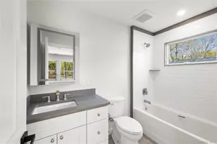 206 Beverly Rd, Huntington Station, NY 11746 - Photo 21