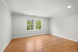 206 Beverly Rd, Huntington Station, NY 11746 - Photo 17