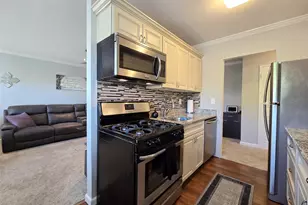 460 Old Town Rd, Port Jefferson Station, NY 11776 - Photo 7