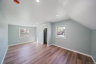150 Spur Dr S, Bay Shore, NY 11706 - Photo 15