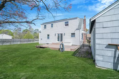 150 Spur Drive S, Bay Shore, NY 11706 - Photo 27