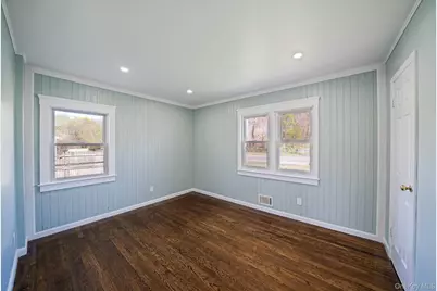 150 Spur Drive S, Bay Shore, NY 11706 - Photo 11