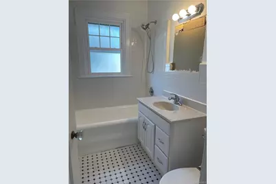 35 E Birch Street, Mount Vernon, NY 10552 - Photo 17