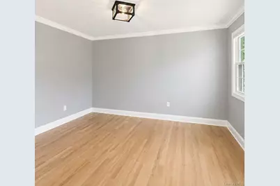 109 Aspen Drive E, Woodbury, NY 11797 - Photo 15