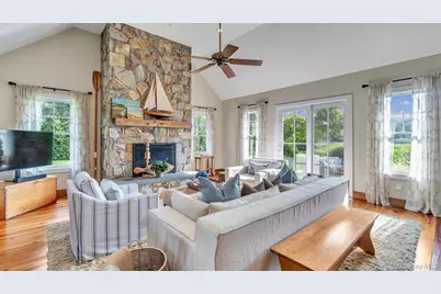 13A Brushy Neck Lane, Westhampton, NY 11977 - Photo 13