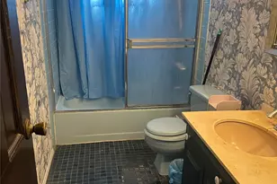 11 Bedford St, Wyandanch, NY 11798 - Photo 11