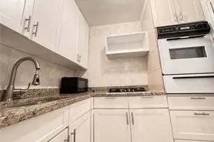 60-11 Broadway, Woodside, NY 11377 - Photo 11