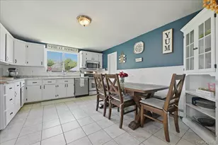 86 Tyler Ave, West Sayville, NY 11796 - Photo 7