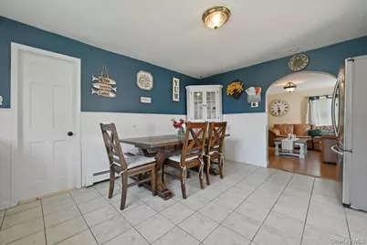 86 Tyler Avenue, West Sayville, NY 11796 - Photo 9