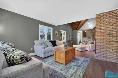 40 Brentwood Drive, Poughkeepsie, NY 12603 - Photo 15