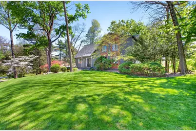 40 Brentwood Drive, Poughkeepsie, NY 12603 - Photo 3