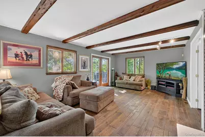 40 Brentwood Drive, Poughkeepsie, NY 12603 - Photo 17